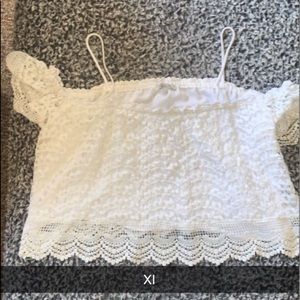 Cold shoulder crop top